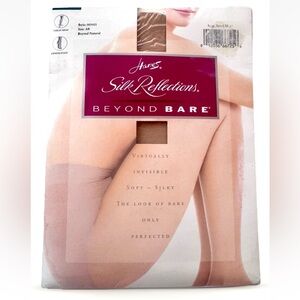 🩷HANES🩷 SHEER SANDAL-FOOT THIGH HIGH PANTYHOSE